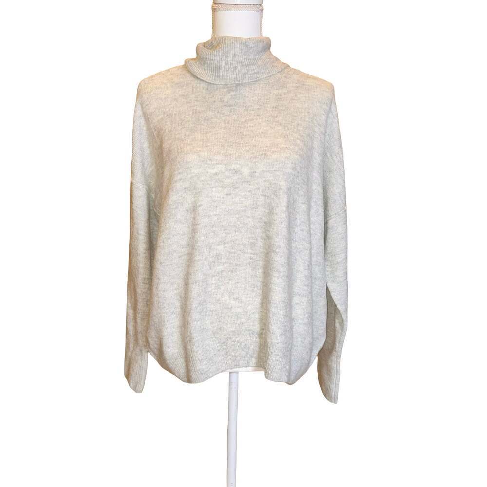 Vince Camuto Women's Size S Gray Turtleneck Sweater